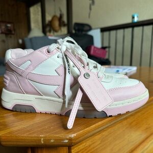 Off white out of office sneakers EU 40